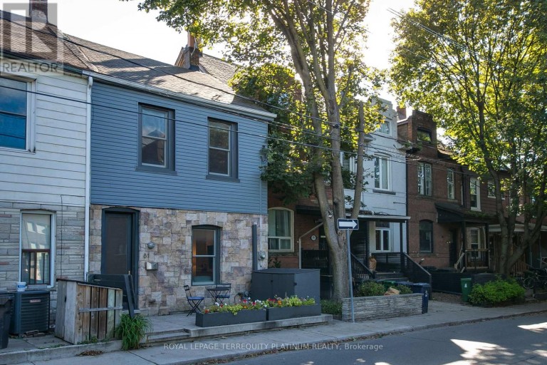 81 BOULTON AVENUE, Toronto (South Riverdale), Ontario, M4M2J4
