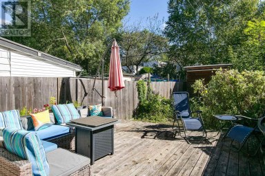 81 BOULTON AVENUE Toronto (South Riverdale) Ontario photo 24