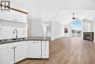 1315, 7451 Springbank Boulevard SW Calgary Alberta photo 8