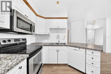 1315, 7451 Springbank Boulevard SW Calgary Alberta photo 9