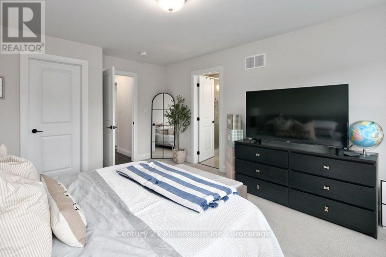 214 YELLOW BIRCH CRESCENT, Blue Mountains, Ontario, L9Y0Y5