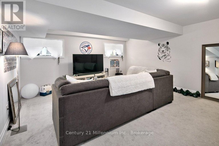 214 YELLOW BIRCH CRESCENT, Blue Mountains, Ontario, L9Y0Y5