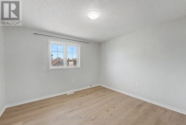 24 DUNSMORE LANE Barrie (Georgian Drive) Ontario photo 11