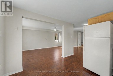 24 DUNSMORE LANE Barrie (Georgian Drive) Ontario photo 6
