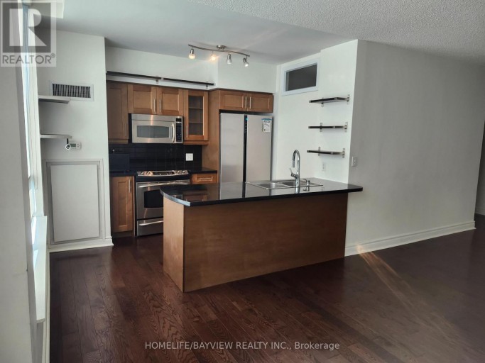 404 - 1900 LAKE SHORE BOULEVARD W, Toronto (South Parkdale), Ontario, M6S1A4