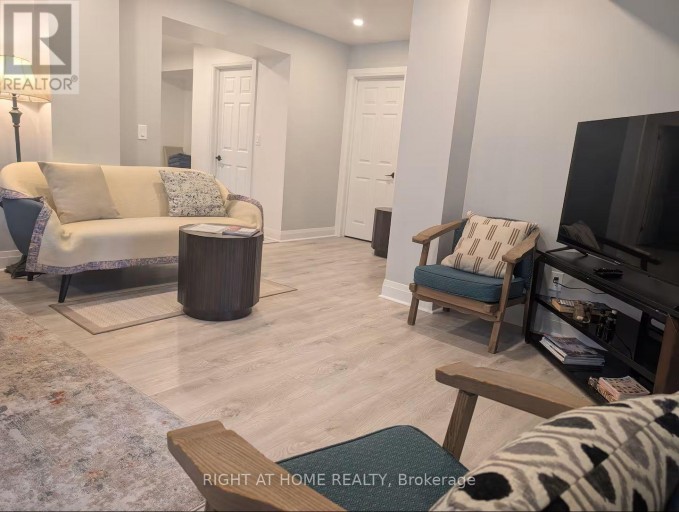 BSMT - 35 WOODWARD AVENUE, Brampton (Brampton North), Ontario, L6V1K2