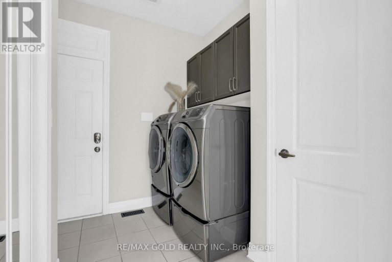 1431 WHITNEY TERRACE, Milton (FO Ford), Ontario, L9E0B7