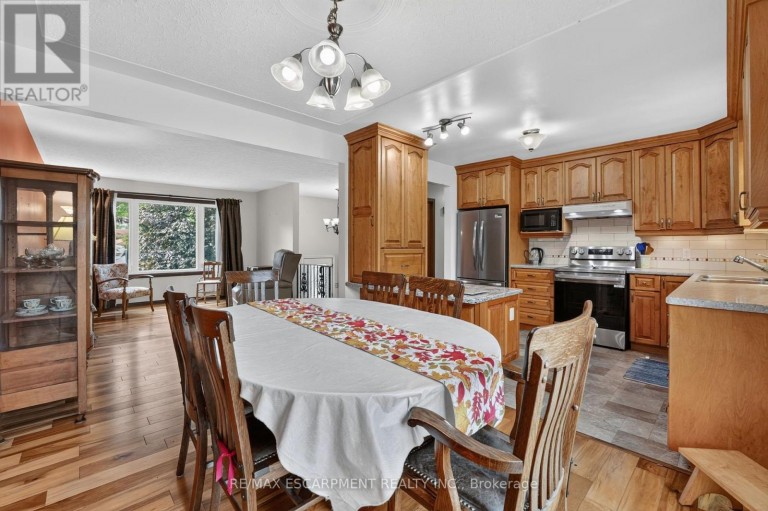 5 BROOKS CIRCLE, West Lincoln (Smithville), Ontario, L0R2A0