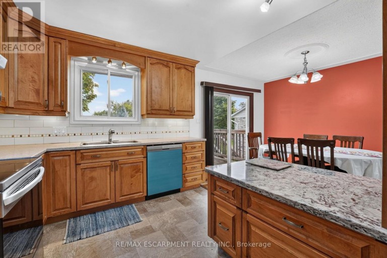 5 BROOKS CIRCLE, West Lincoln (Smithville), Ontario, L0R2A0