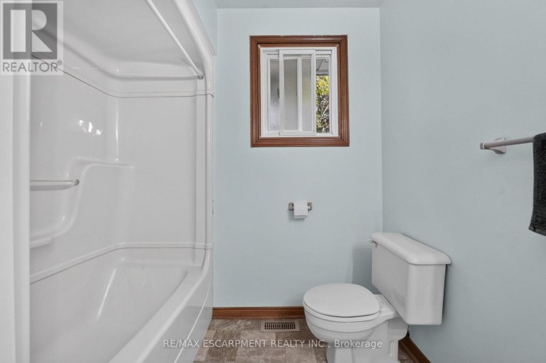 5 BROOKS CIRCLE, West Lincoln (Smithville), Ontario, L0R2A0