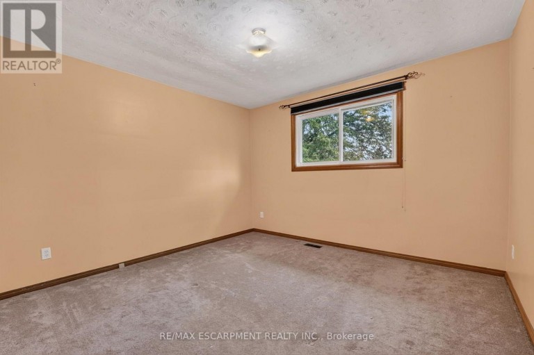 5 BROOKS CIRCLE, West Lincoln (Smithville), Ontario, L0R2A0