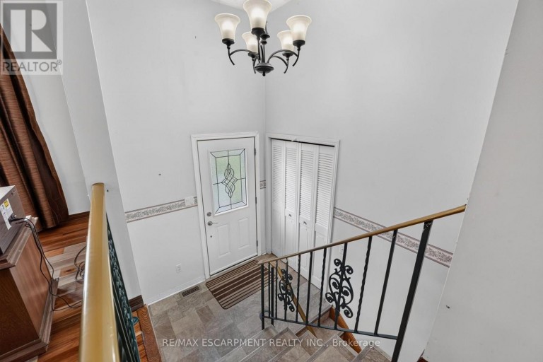 5 BROOKS CIRCLE, West Lincoln (Smithville), Ontario, L0R2A0