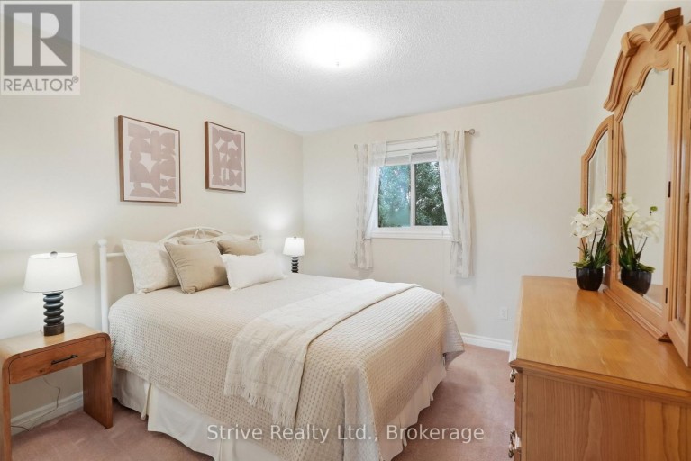 132 EAST HOUSE CRESCENT, Cobourg, Ontario, K9A5K5