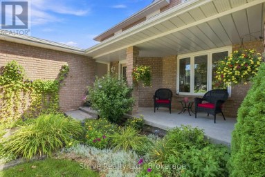 132 EAST HOUSE CRESCENT Cobourg Ontario photo 3