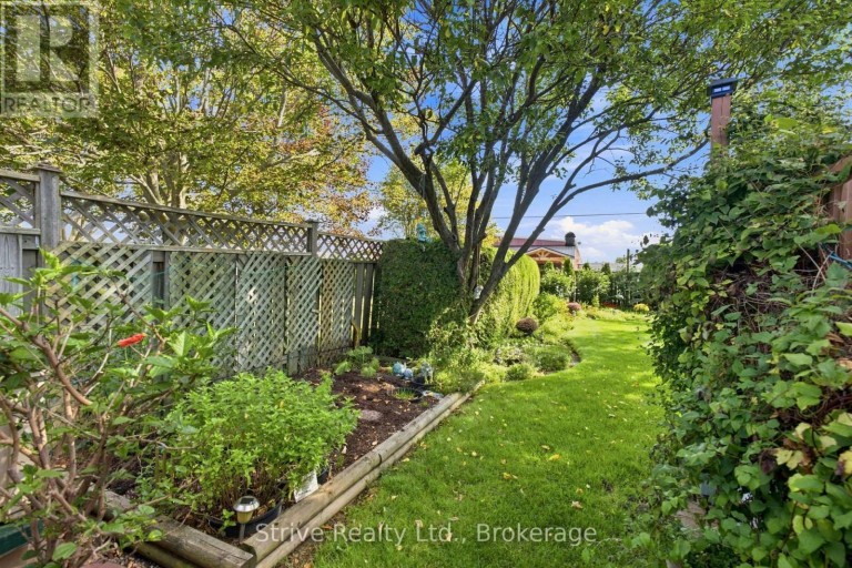 132 EAST HOUSE CRESCENT, Cobourg, Ontario, K9A5K5
