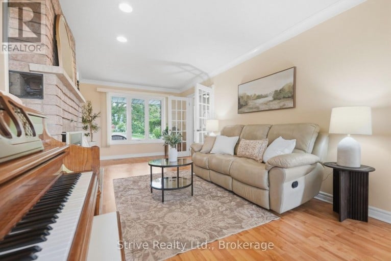 132 EAST HOUSE CRESCENT, Cobourg, Ontario, K9A5K5