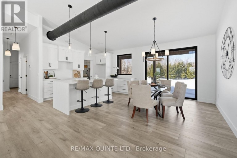 225 MITCHELLS CROSSROAD, Prince Edward County (North Marysburg Ward), Ontario, K0K2T0