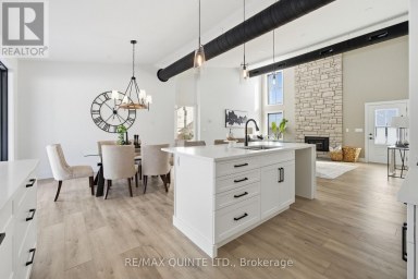 225 MITCHELLS CROSSROAD Prince Edward County (North Marysburg Ward) Ontario photo 16