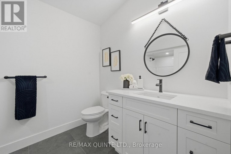 225 MITCHELLS CROSSROAD, Prince Edward County (North Marysburg Ward), Ontario, K0K2T0
