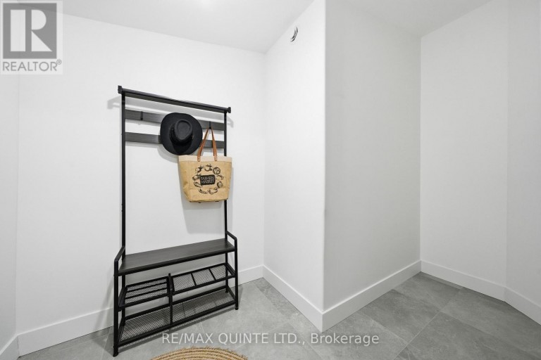 225 MITCHELLS CROSSROAD, Prince Edward County (North Marysburg Ward), Ontario, K0K2T0