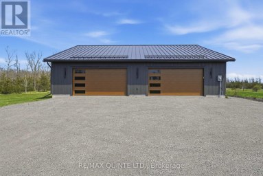 225 MITCHELLS CROSSROAD Prince Edward County (North Marysburg Ward) Ontario photo 4