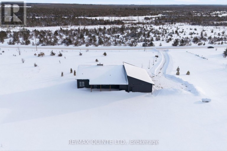 225 MITCHELLS CROSSROAD, Prince Edward County (North Marysburg Ward), Ontario, K0K2T0