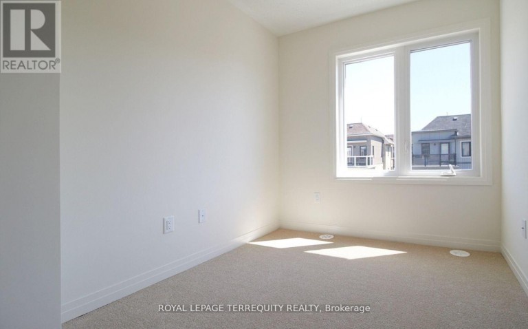 8D LOOKOUT DRIVE, Clarington (Bowmanville), Ontario, L1C7E9