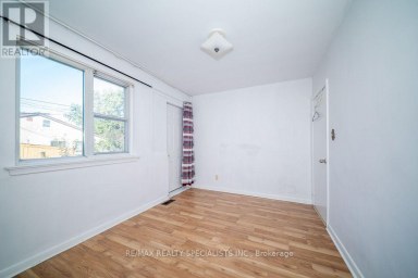 17 HUDDLESTON COURT Toronto (Clairlea-Birchmount) Ontario photo 19