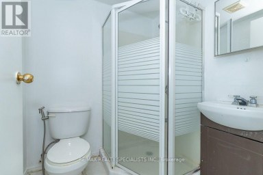17 HUDDLESTON COURT Toronto (Clairlea-Birchmount) Ontario photo 37