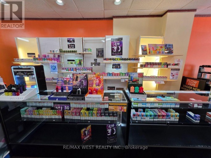 7D - 7398 YONGE STREET, Vaughan (Crestwood-Springfarm-Yorkhill), Ontario, L4J8J2