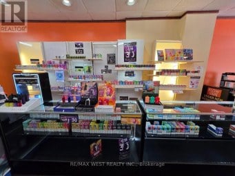 7D - 7398 YONGE STREET Vaughan (Crestwood-Springfarm-Yorkhill) Ontario photo 10
