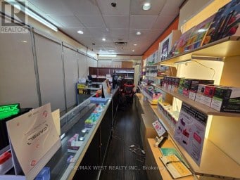 7D - 7398 YONGE STREET Vaughan (Crestwood-Springfarm-Yorkhill) Ontario photo 11