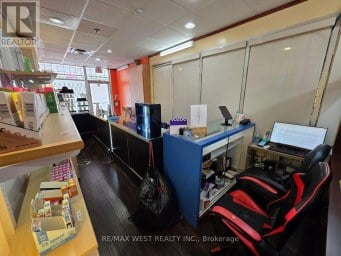 7D - 7398 YONGE STREET Vaughan (Crestwood-Springfarm-Yorkhill) Ontario photo 12