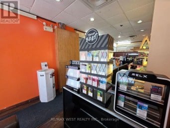 7D - 7398 YONGE STREET Vaughan (Crestwood-Springfarm-Yorkhill) Ontario photo 8