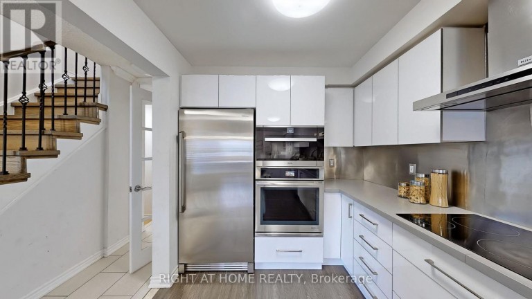 1 RAY STREET, Markham (Village Green-South Unionville), Ontario, L3R5X6