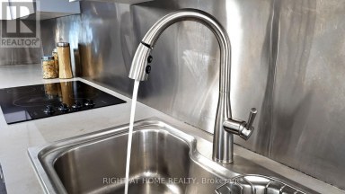 1 RAY STREET Markham (Village Green-South Unionville) Ontario photo 14