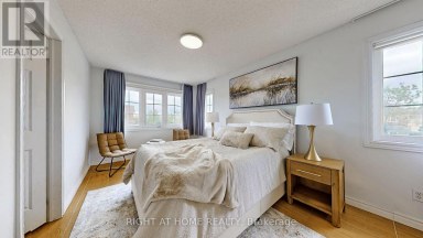 1 RAY STREET Markham (Village Green-South Unionville) Ontario photo 18