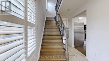 1 RAY STREET Markham (Village Green-South Unionville) Ontario photo 25