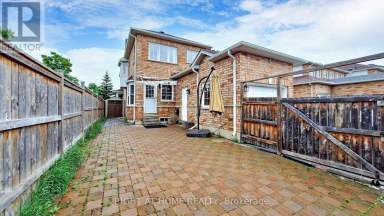 1 RAY STREET Markham (Village Green-South Unionville) Ontario photo 40
