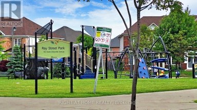 1 RAY STREET Markham (Village Green-South Unionville) Ontario photo 47