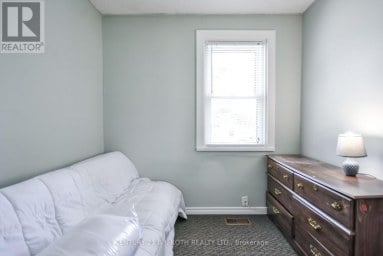 381 FOREST AVENUE S Orillia Ontario photo 15