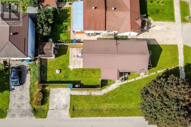 381 FOREST AVENUE S, Orillia, Ontario, L3V3Z2
