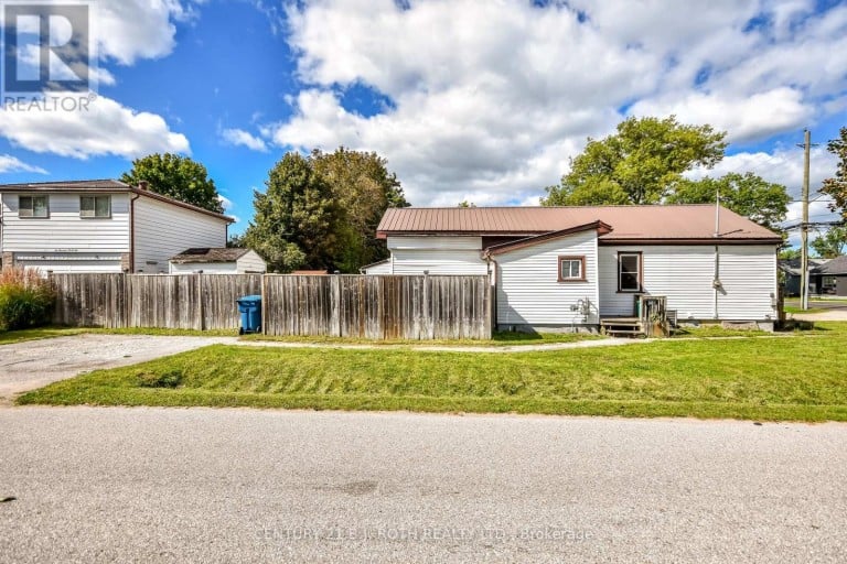 381 FOREST AVENUE S, Orillia, Ontario, L3V3Z2