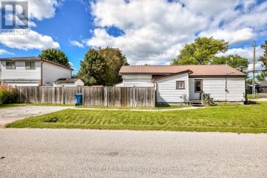 381 FOREST AVENUE S Orillia Ontario photo 23