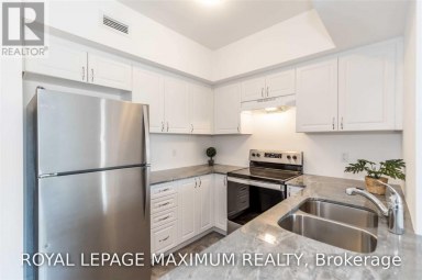 414 - 54 KODA STREET Barrie Ontario photo 5