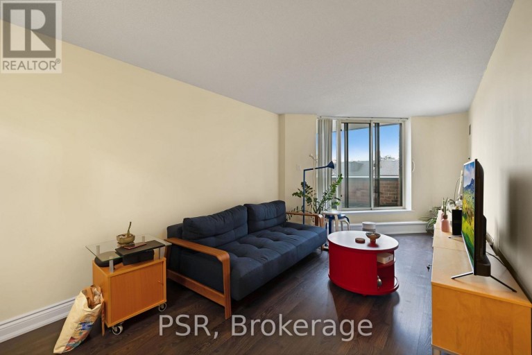 312 - 185 ROBINSON STREET, Oakville (OO Old Oakville), Ontario, L6J7P6