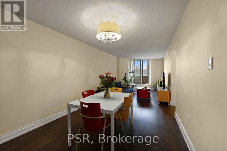 312 - 185 ROBINSON STREET, Oakville (OO Old Oakville), Ontario, L6J7P6