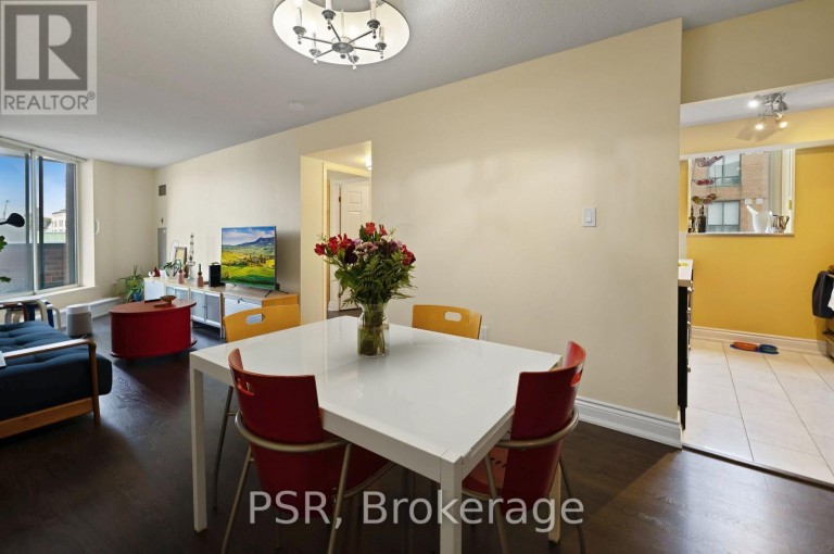 312 - 185 ROBINSON STREET, Oakville (OO Old Oakville), Ontario, L6J7P6