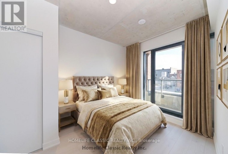 1 VINE AVENUE, Toronto (Junction Area), Ontario, M6P0C8
