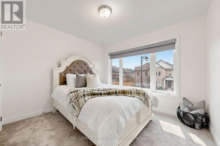1456 ROSE WAY, Milton (CB Cobban), Ontario, L9E1V7